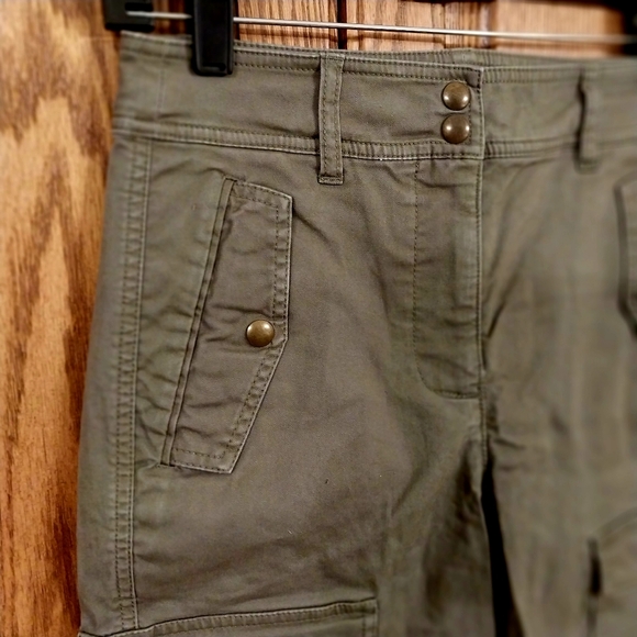 J.Crew Women's Size 4 Cropped Cargo Utility Pants‎ Olive Green Multi Pocketed - Picture 5 of 14